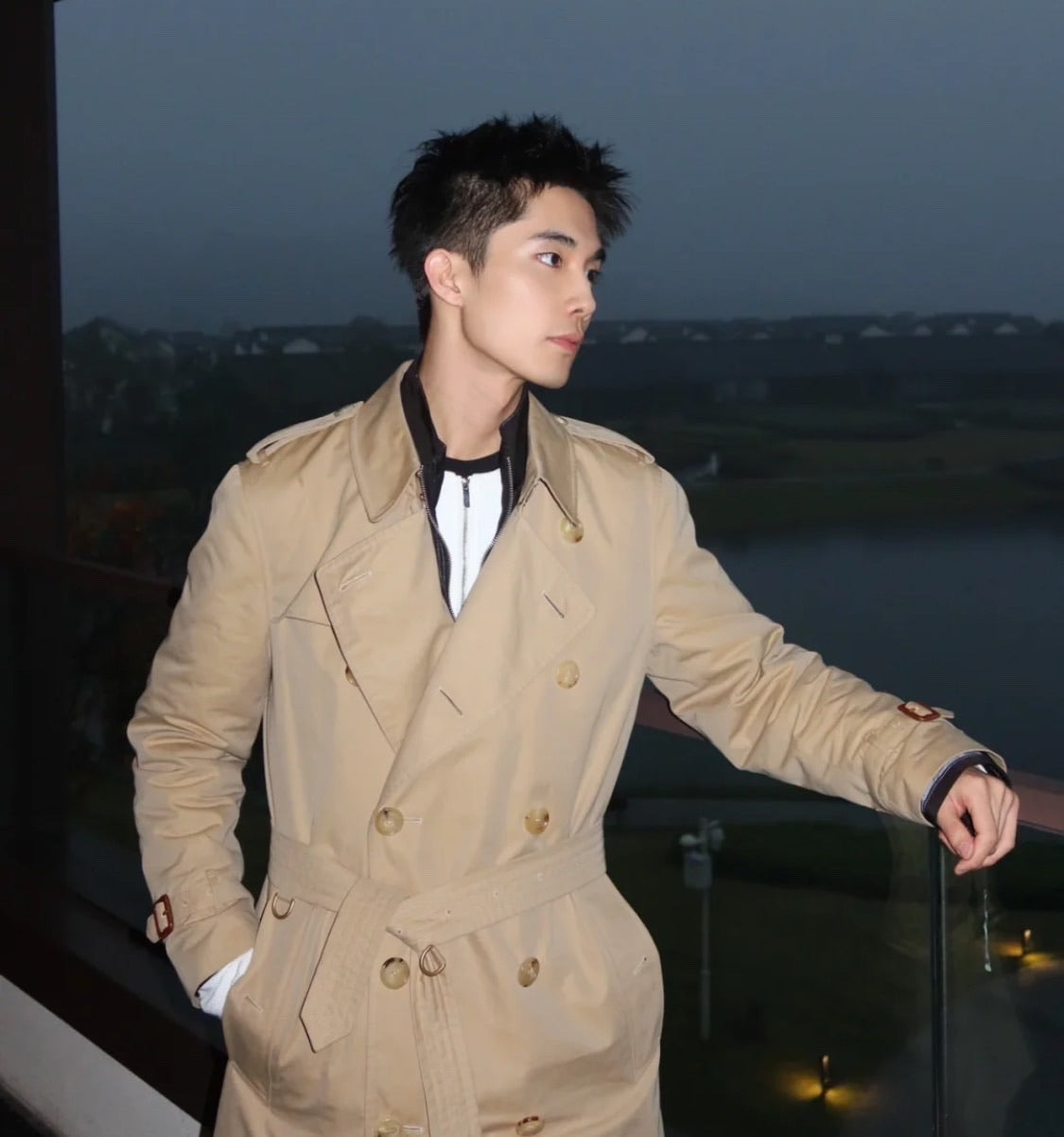 @Burberry Brockham 男生款風衣外套/1690P583🔥下殺🉐27040