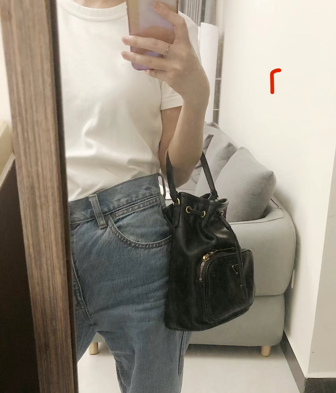 @Prada▪️Secchiello Vitello 皮革水桶包/970 🔔限時折🉐44450 🏷️