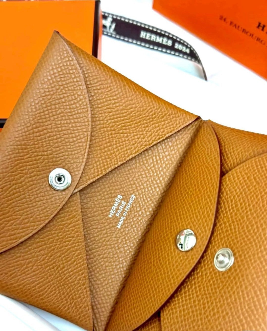 *現貨*Hermes Calvin Duo 金棕卡包 P18900 /T23800