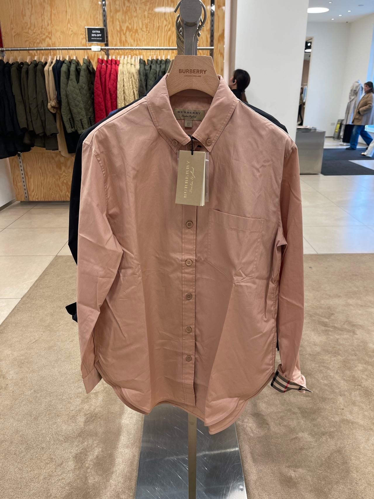 @Burberry 女款襯衫上衣/490P180 🔥快閃折上六折 🉐6360