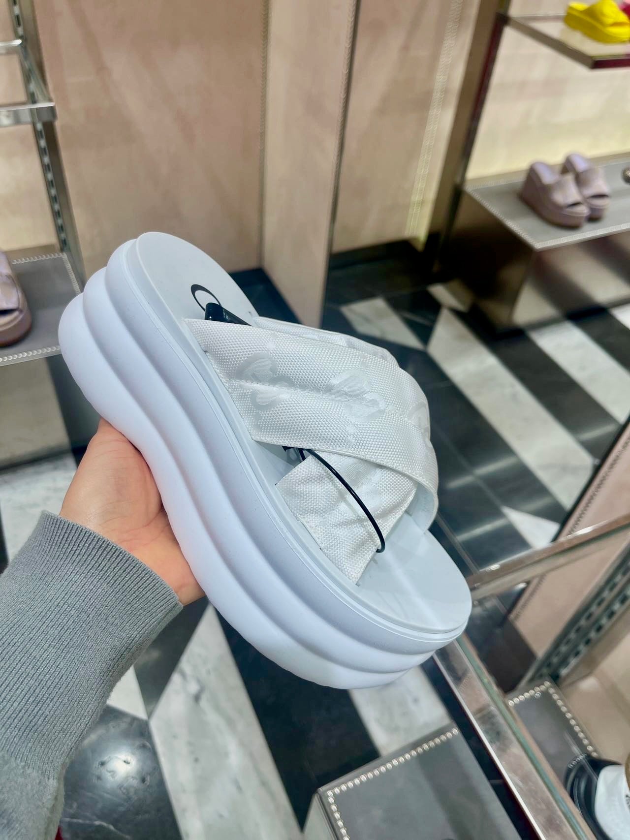 @Gucci Craze 女款厚底拖鞋/525P265 🔔限時折🉐12730