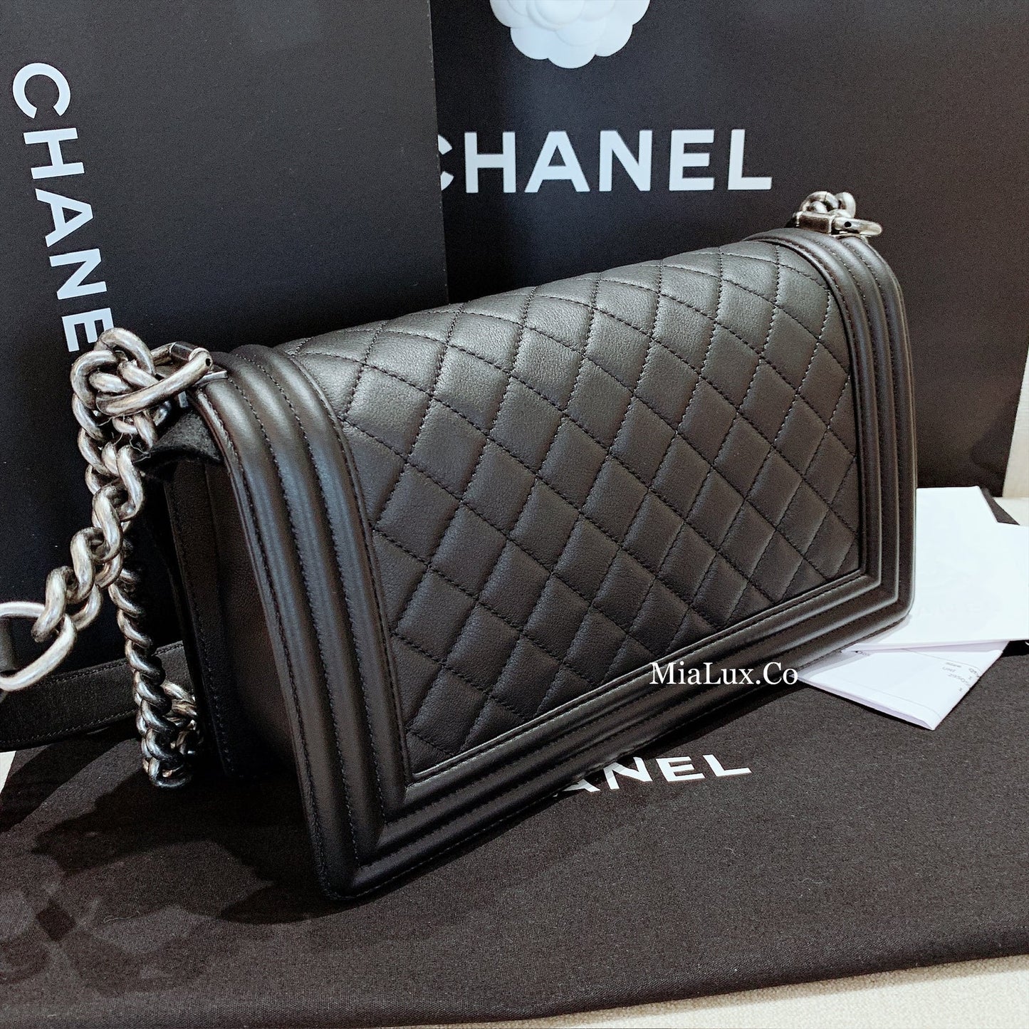 CHANEL BOY M 中款BOY包/5800🉐229980🏷️