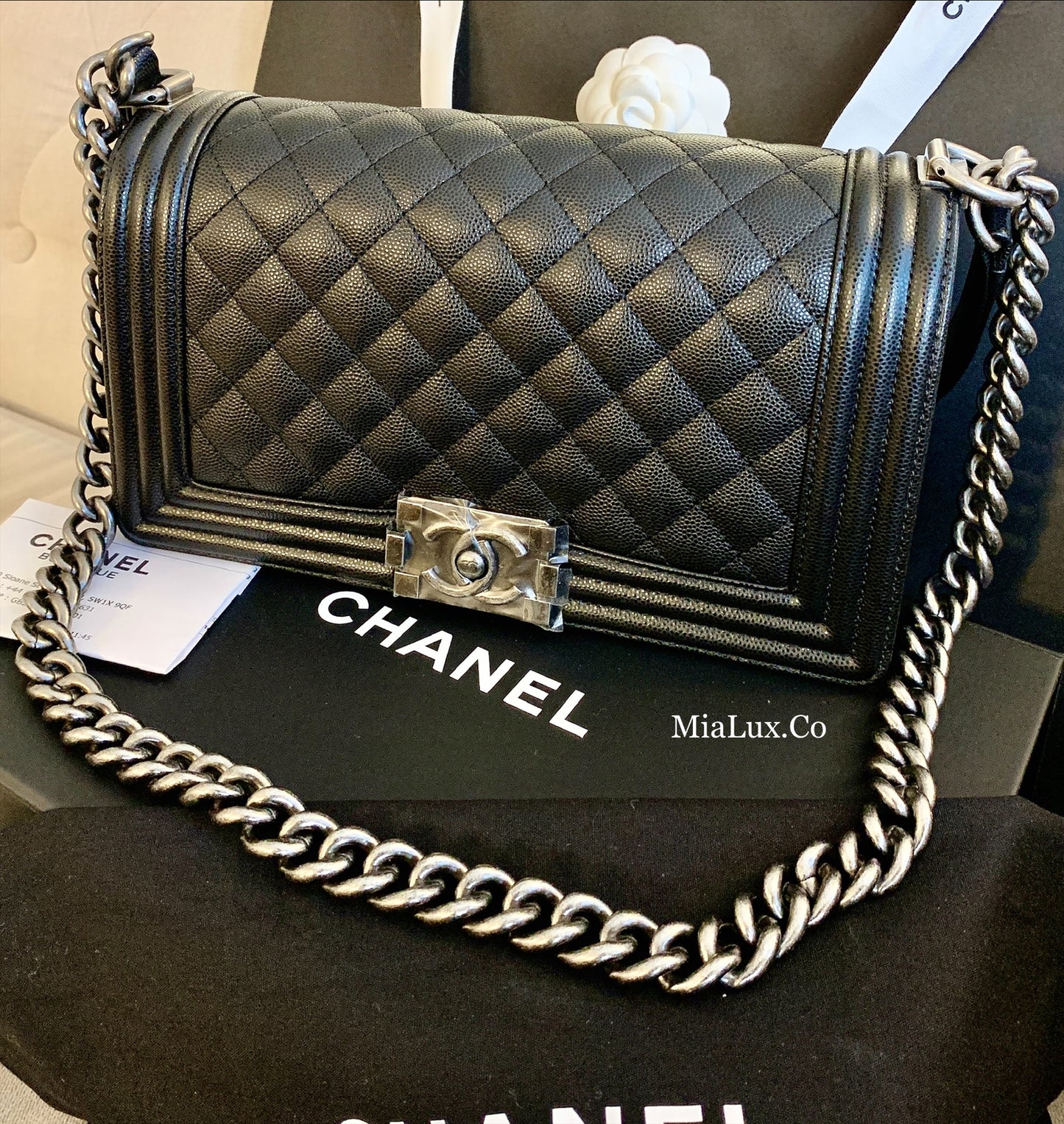 CHANEL BOY M 中款BOY包/5800🉐229980🏷️
