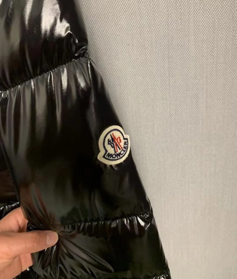 @Moncler Gu 羽絨衣外套/775P519 🔔限時折🉐24360