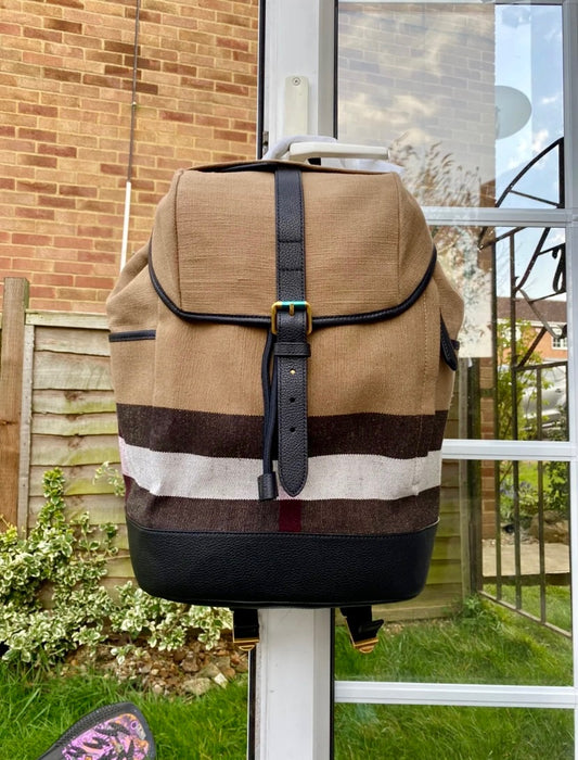 *@Burberry Backpack 後背包/650P450 🔥下殺🉐21250