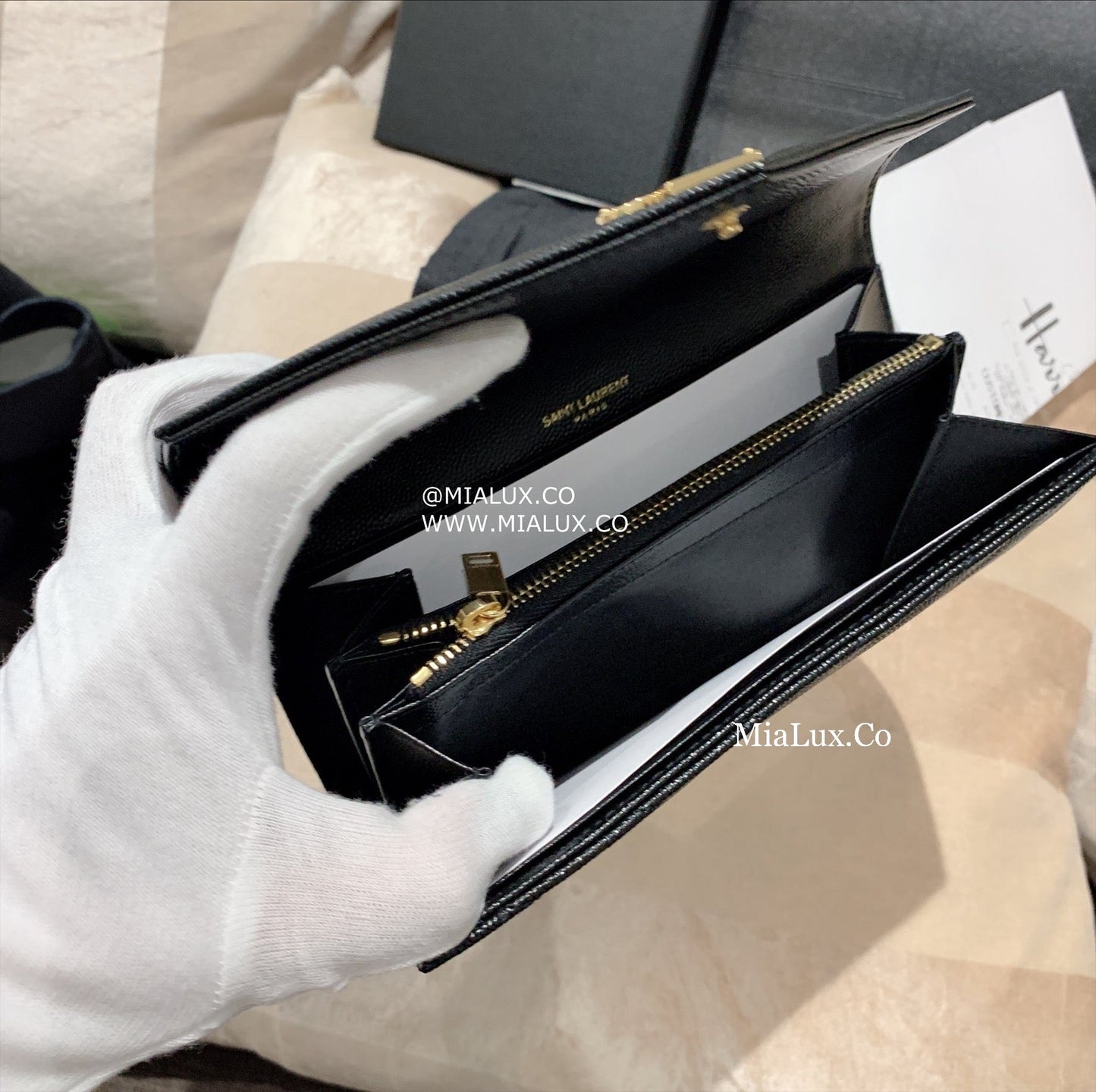 YSL▪️Cassandre Matelasse L 粒面牛皮信封長夾/620E670 🉐25120🇪🇺