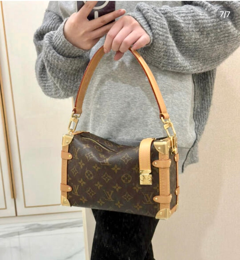 LV Side Trunk MM 軟盒子包/2880✨🉐119080