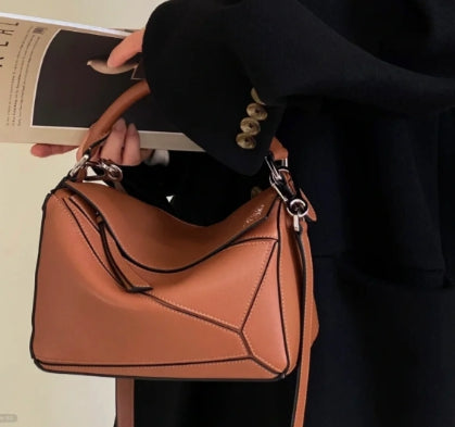 Loewe▪️Puzzle bag 中款粒面牛皮拼圖包/2700