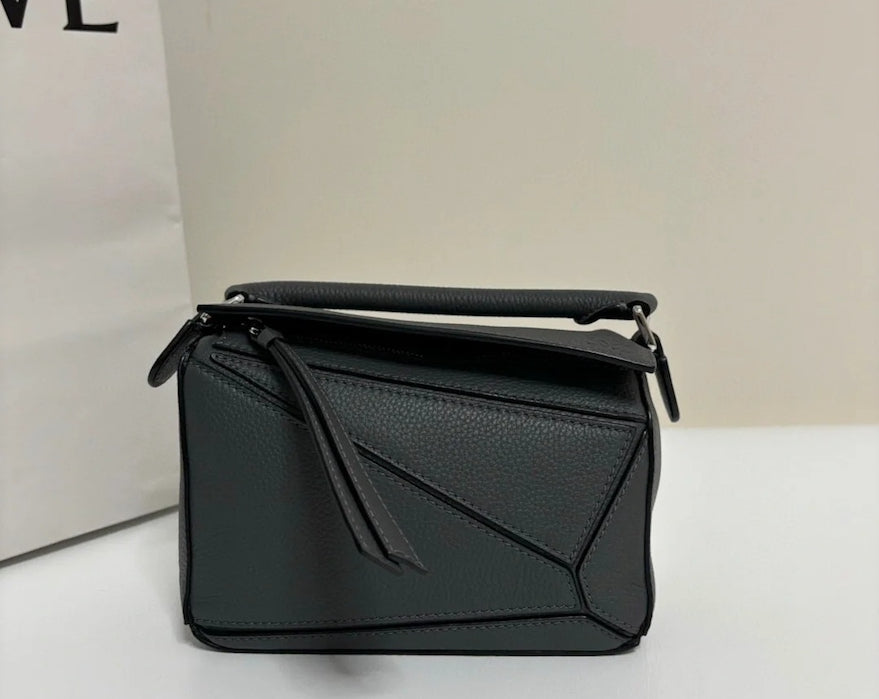Loewe▪️Puzzle Bag S 小款軟粒面牛皮拼圖包/2550