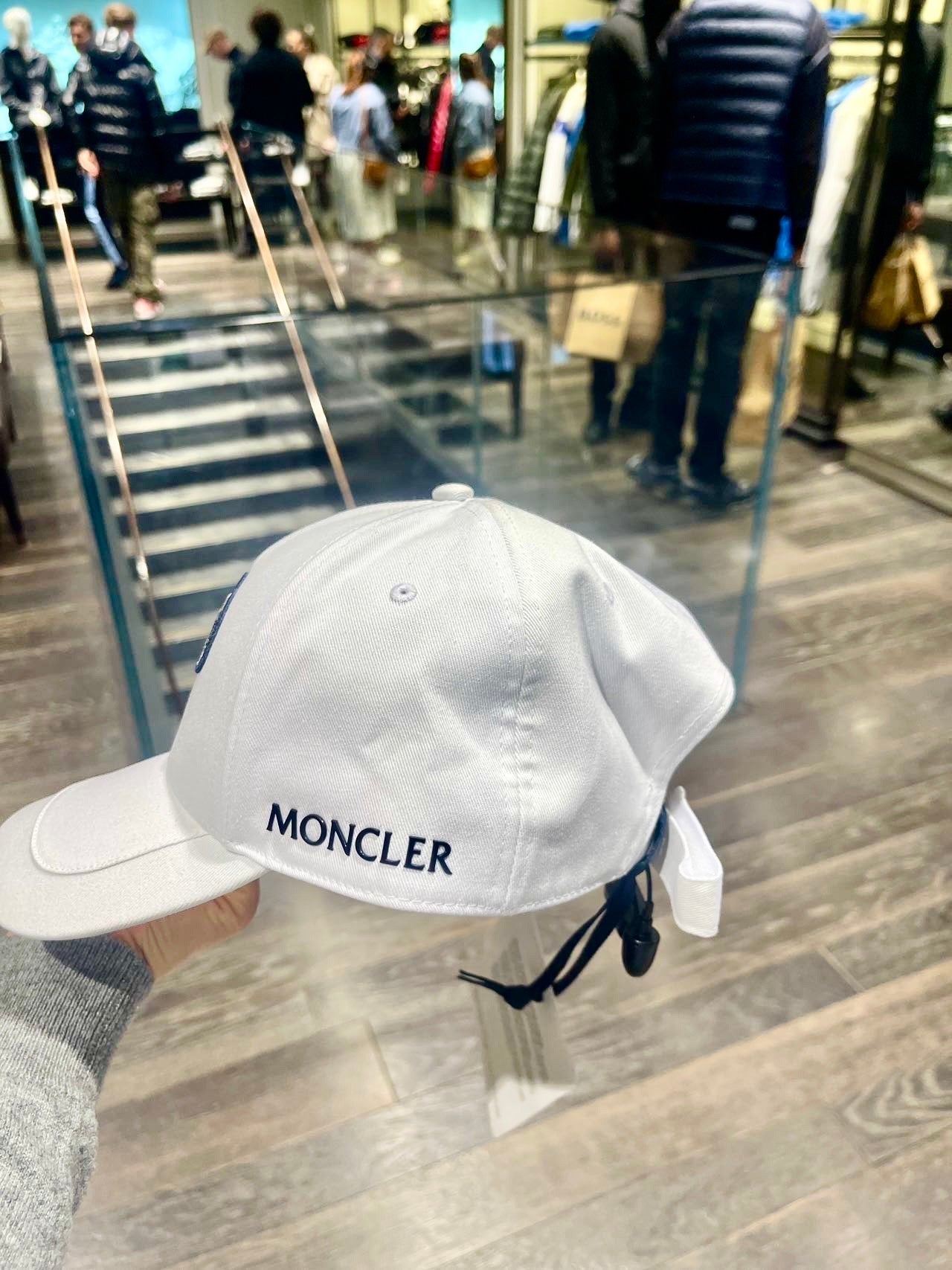 @Moncler Hat 帥爆棒球帽白色 P167 🔔限時折扣 🉐8990