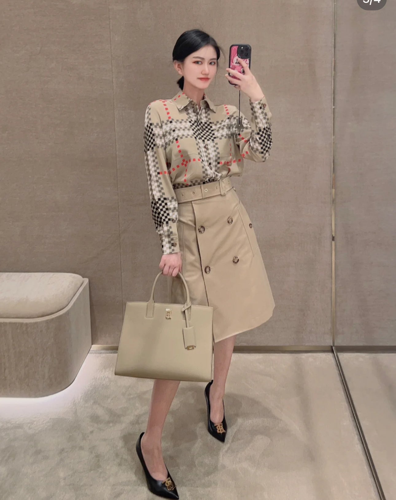 @Burberry 女款上衣/1050P259 🔥下殺🉐12660