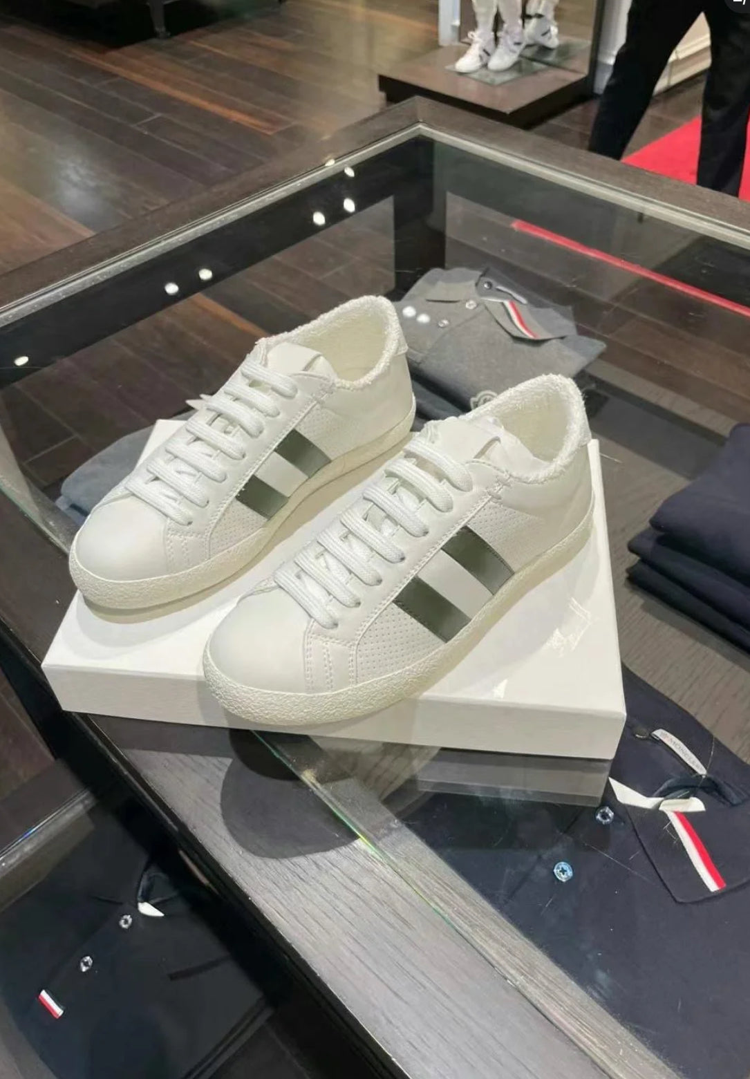 @Moncler Sneakers 男款帆布平底鞋/455P145 🔔限時折🉐8030
