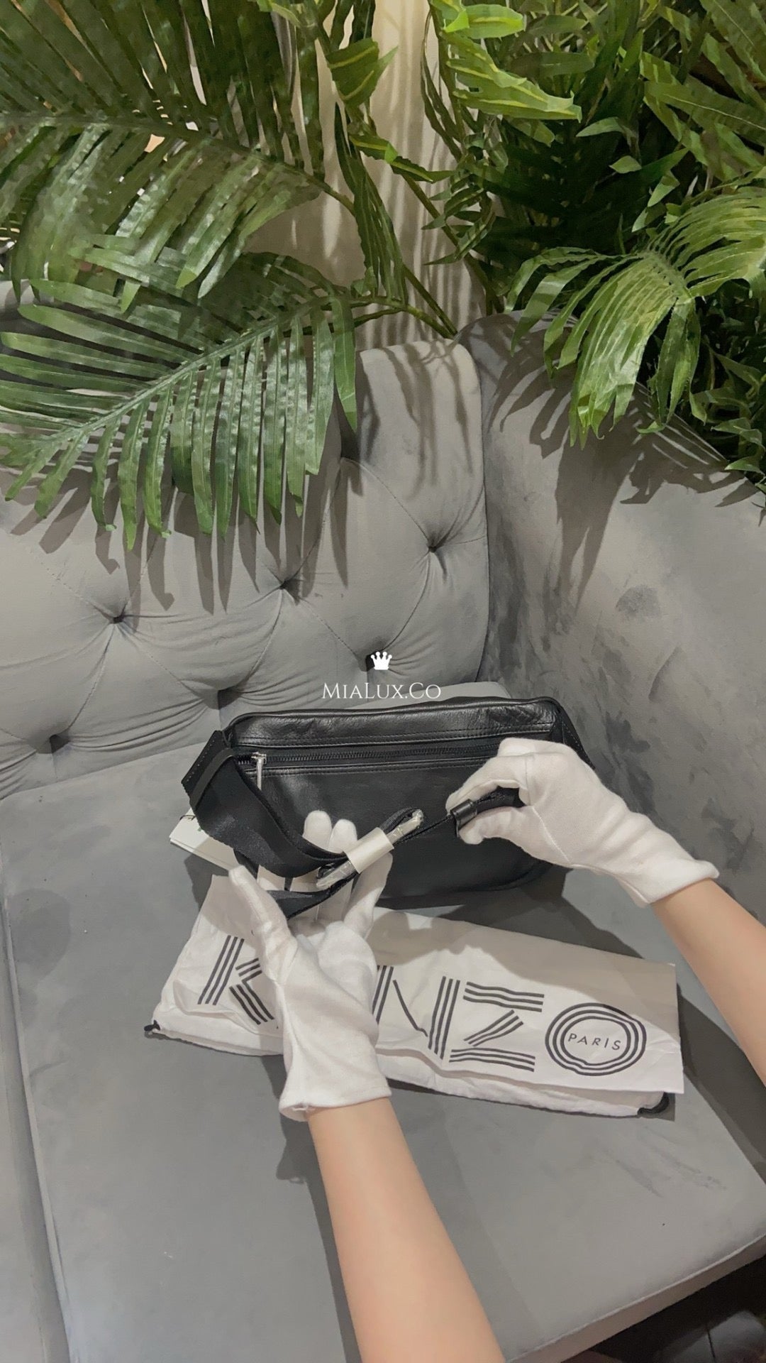 *現貨*Kenzo▪️Bumbag 小牛皮虎頭胸包-黑/305 年前特惠價✨🉐9980