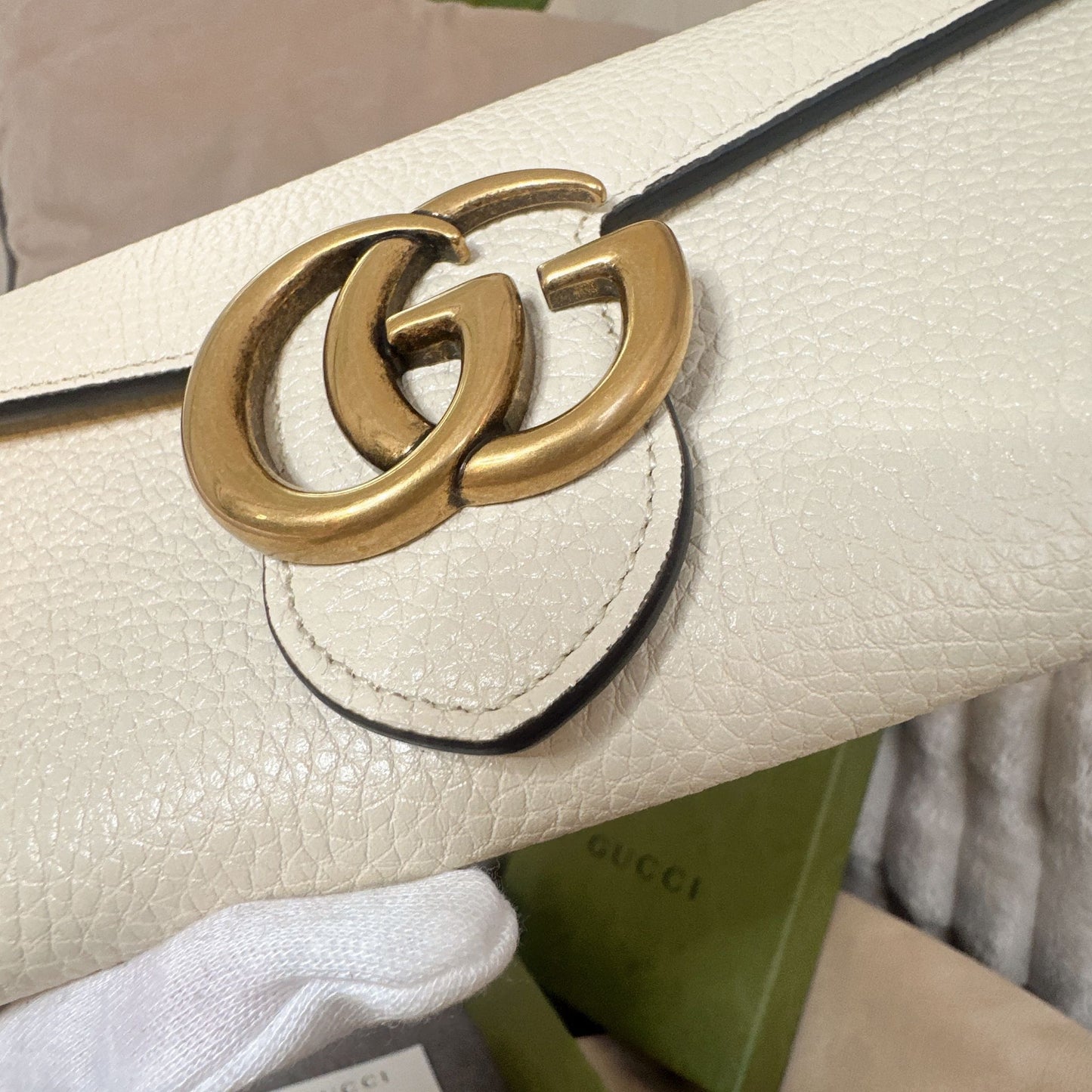 *現貨*@Gucci Marmont 馬夢白色掀蓋長夾 P15000 /T19000