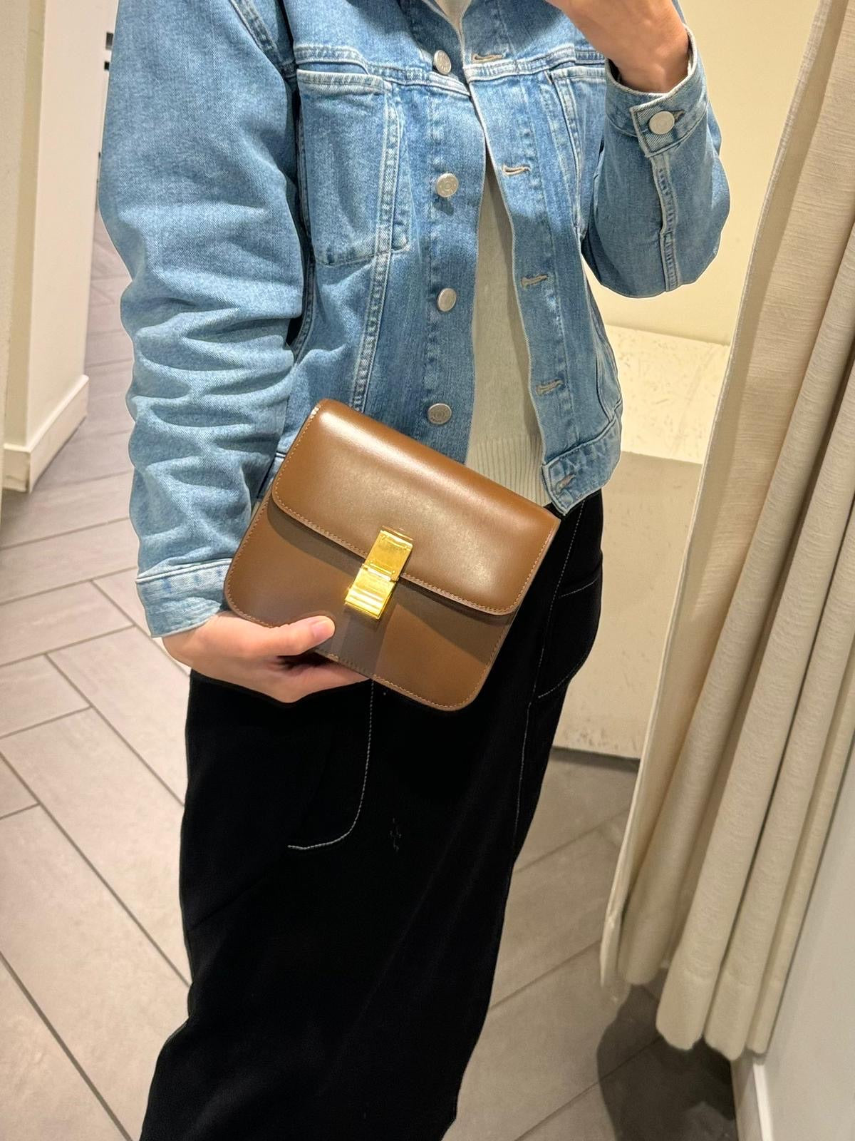 @Celine Classic Box 小牛皮按扣斜背包/2750P1788 🔔限時折🉐81260