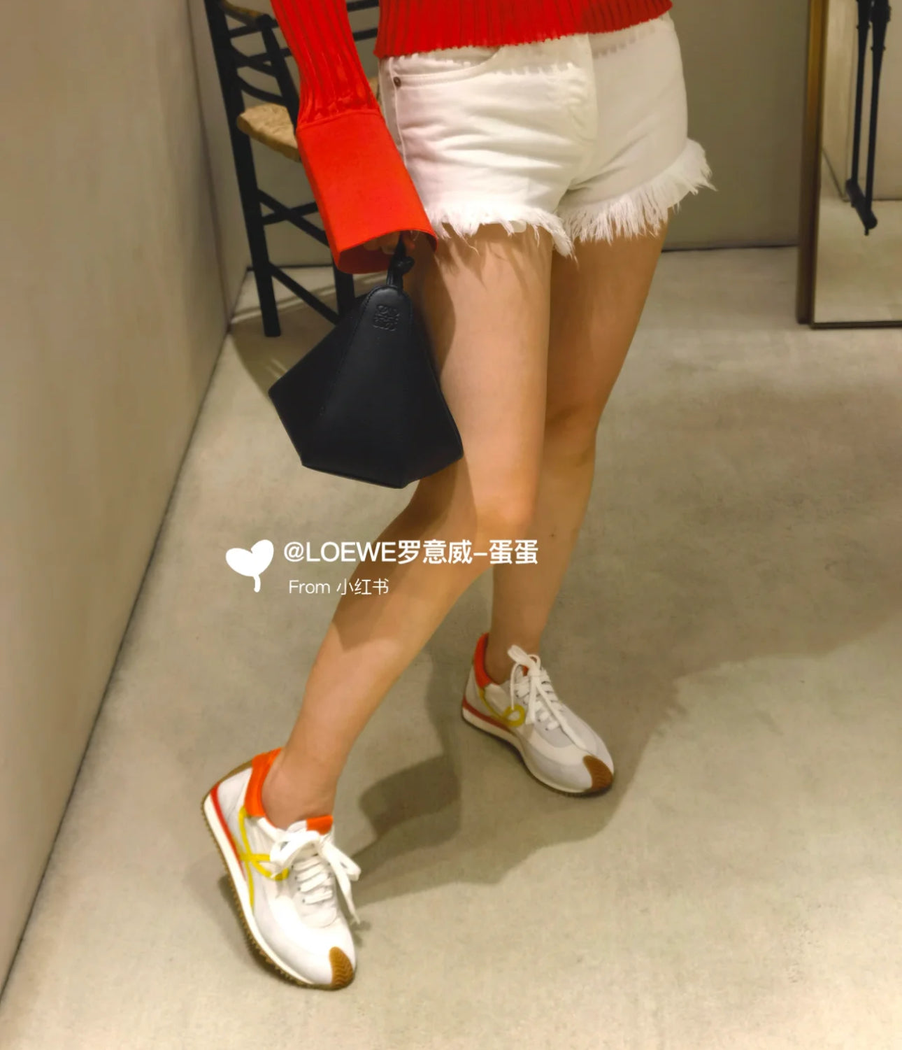 @Loewe 藍/黃 爆款阿甘鞋 P295 🔔限時折扣 🉐14280