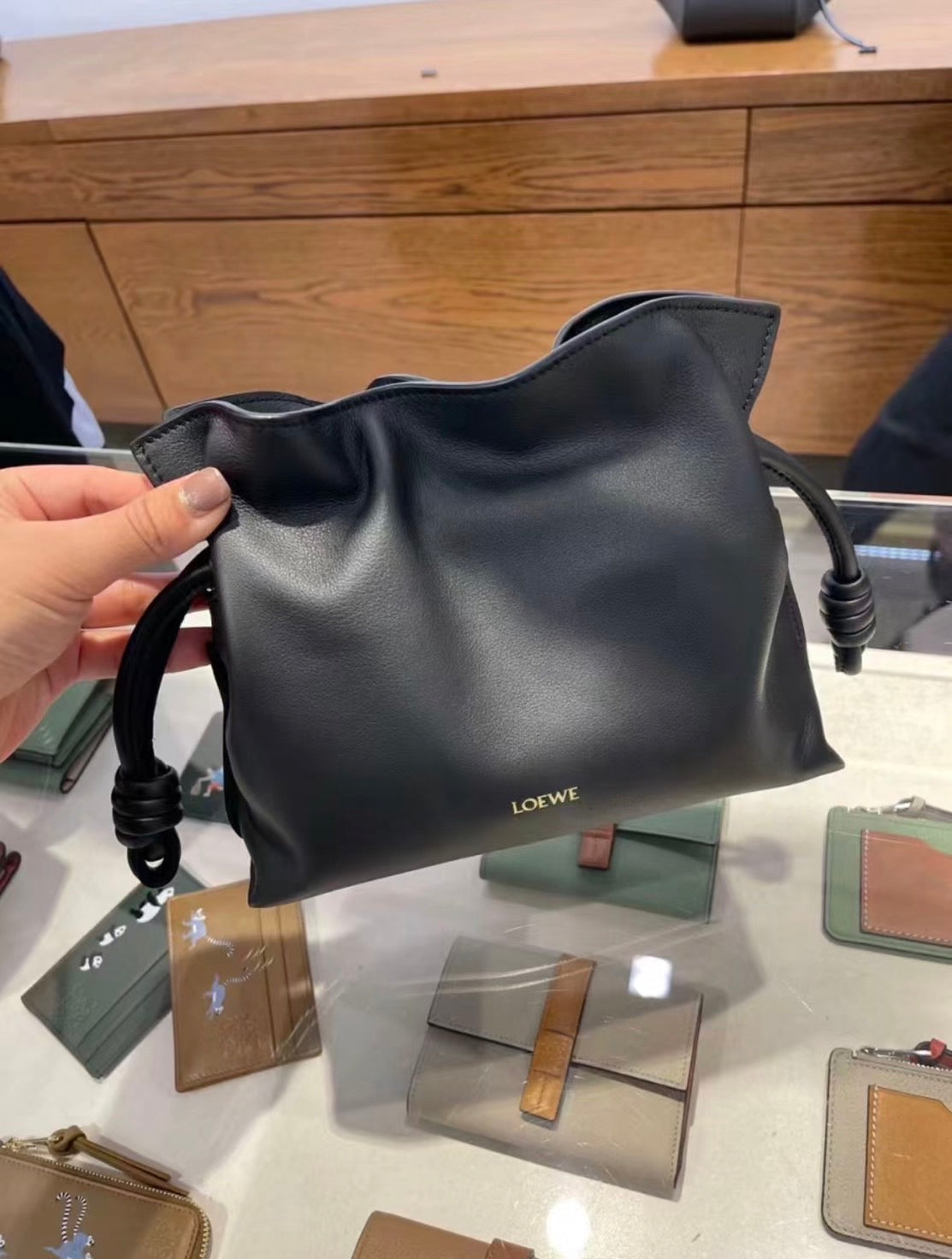 Loewe▪️Flamenco clutch Mini 福袋包/1650