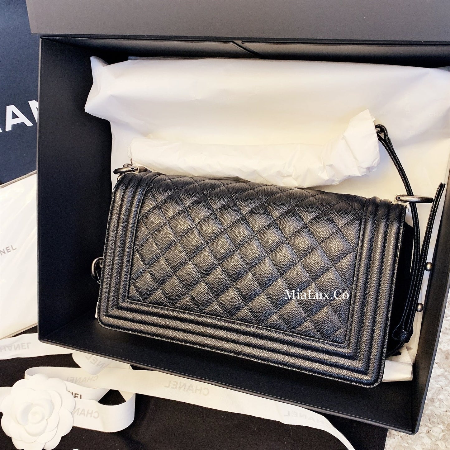 CHANEL BOY M 中款BOY包/5800🉐229980🏷️