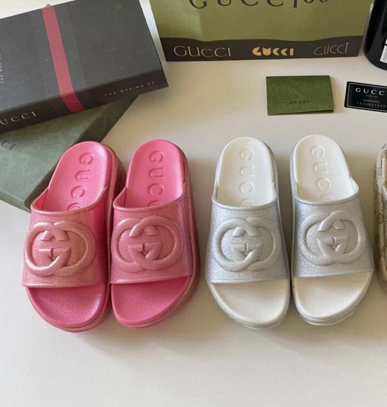 @Gucci Miami 厚銀拖鞋/485P245 🔔限時折🉐12030