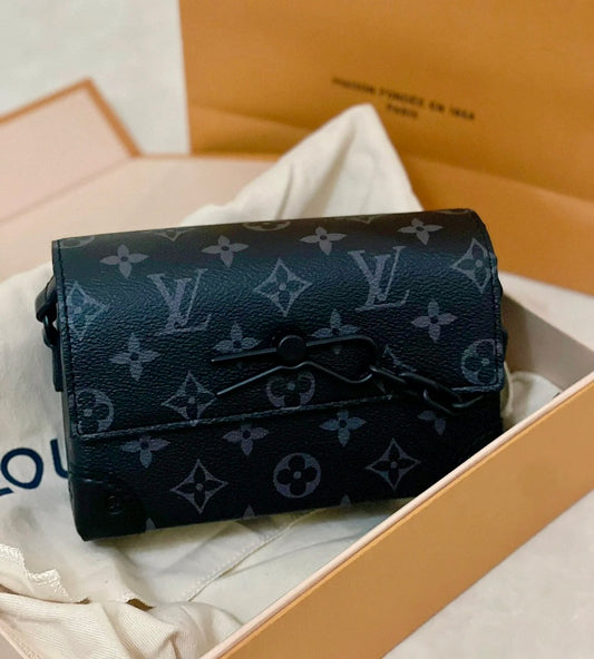 LV Steamer Wearable 男款盒子包/1500✨🉐64000