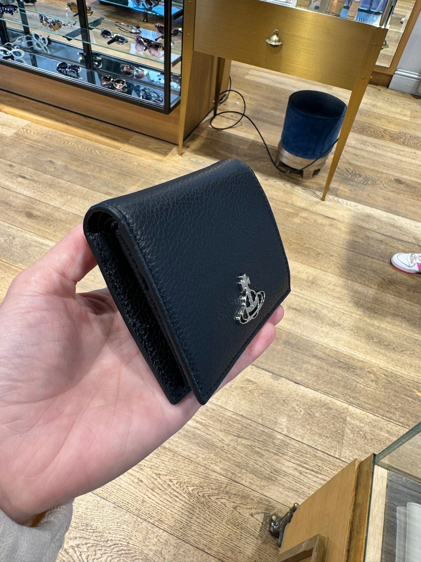 @VW Grain 黑色對開短夾/140P91 🔔限時折🉐4900