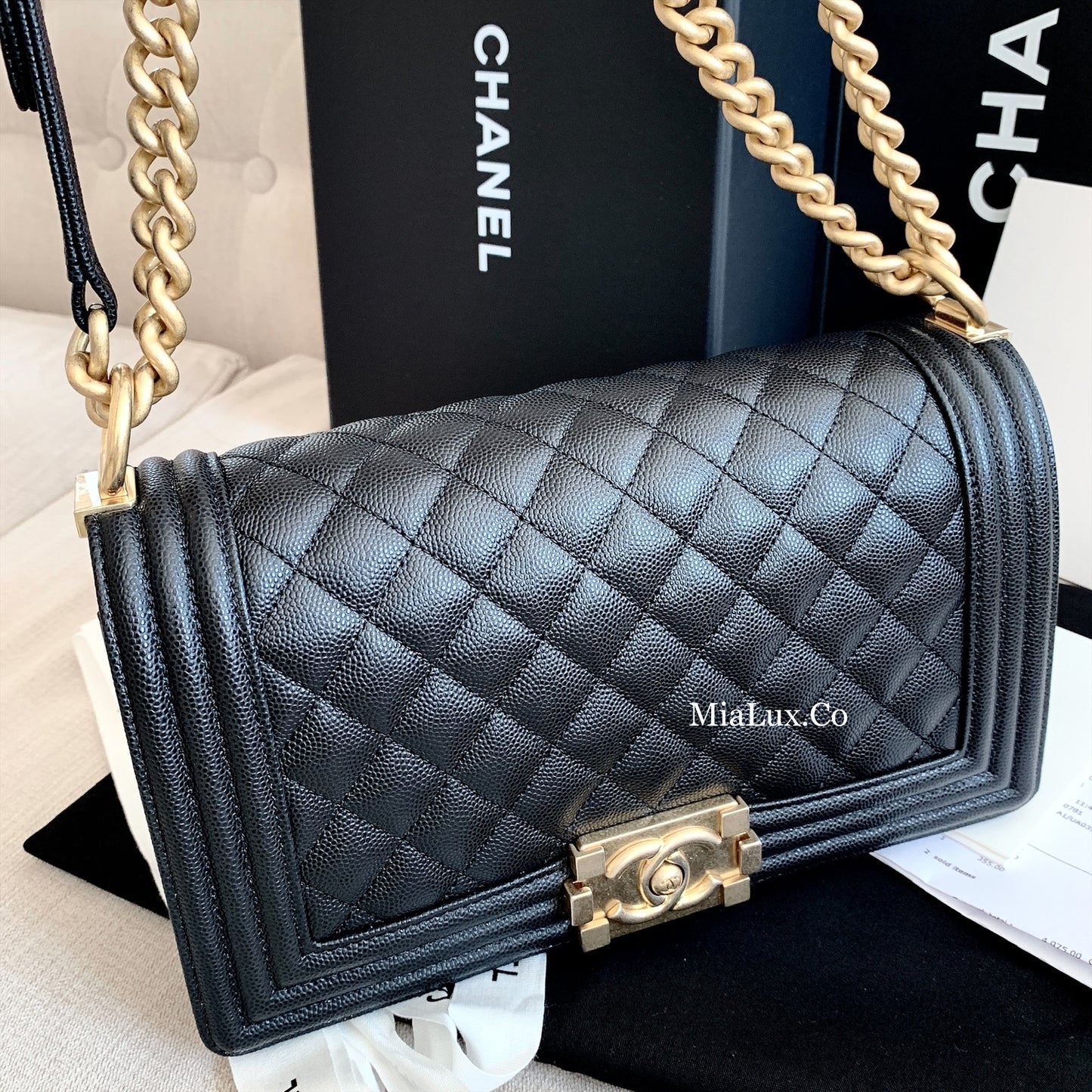 CHANEL BOY M 中款BOY包/5800🉐229980🏷️