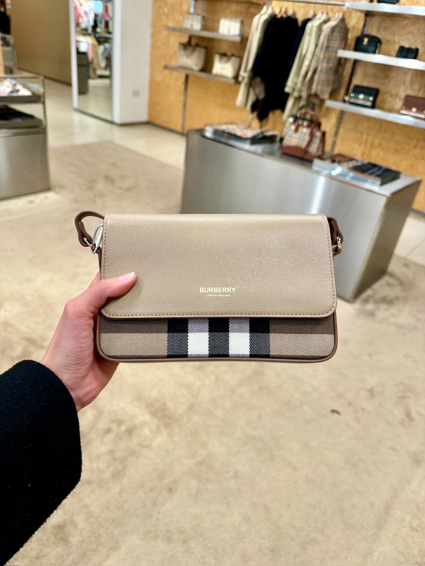 @Burberry Bag 格紋翻蓋包 🔥下殺🉐23980🏷
