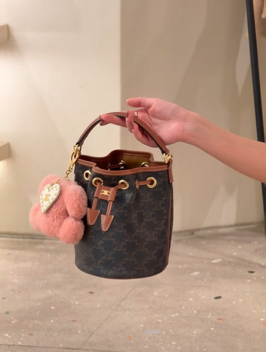 Celine▪️TRIOMPHE CLARA BUCKET 老花水桶小款