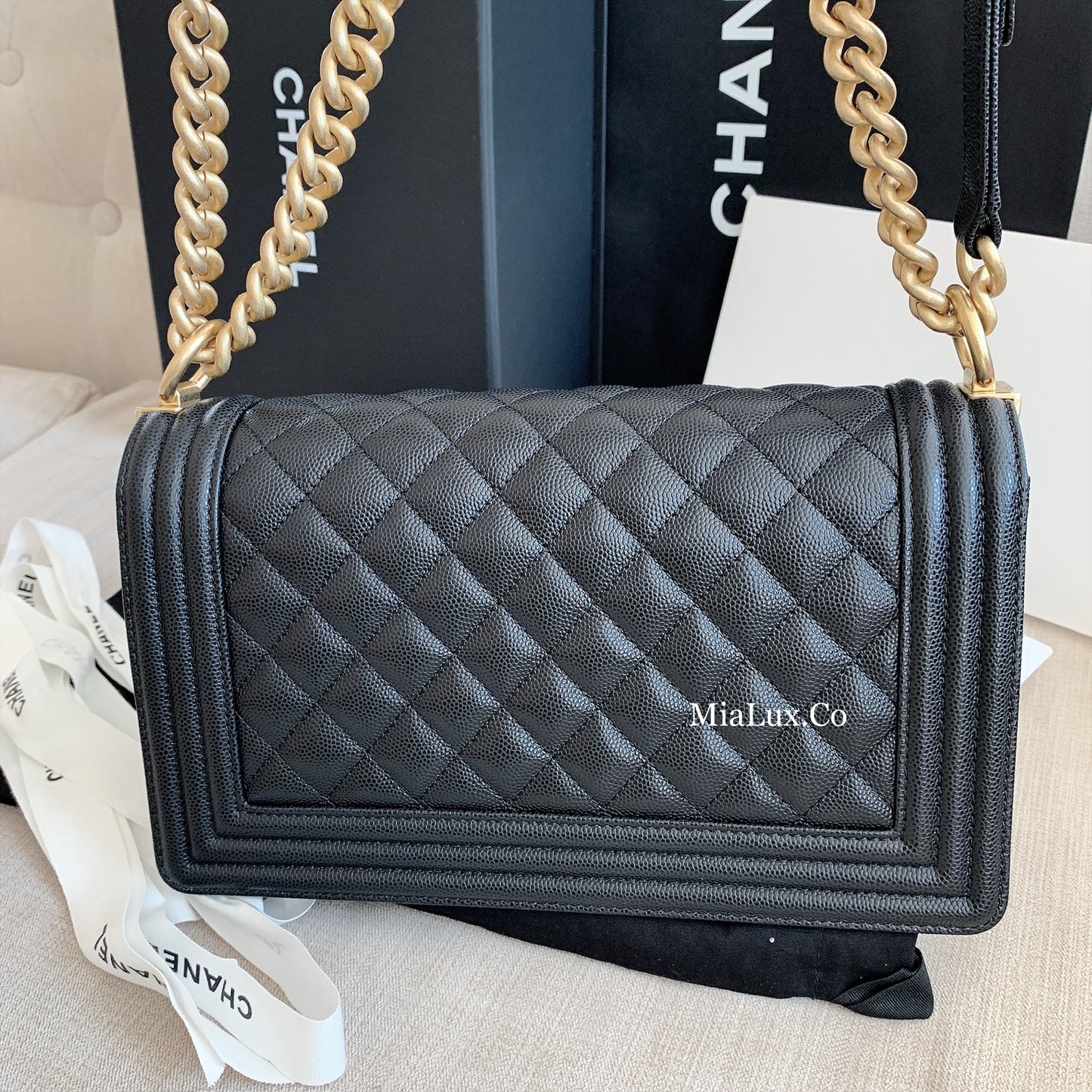 CHANEL BOY M 中款BOY包/5800🉐229980🏷️