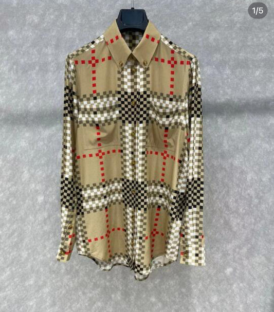 @Burberry 女款上衣/1050P259 🔥下殺🉐12660