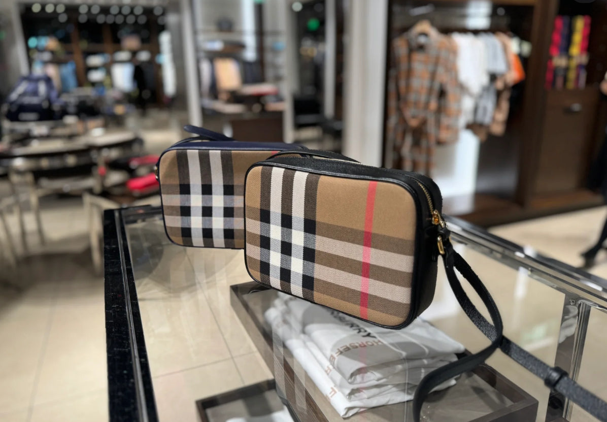 @Burberry Camera Bag 格紋相機包 🔥折上七折