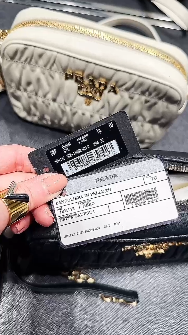 @Prada► NAPPA 皺摺皮革相機包/P875