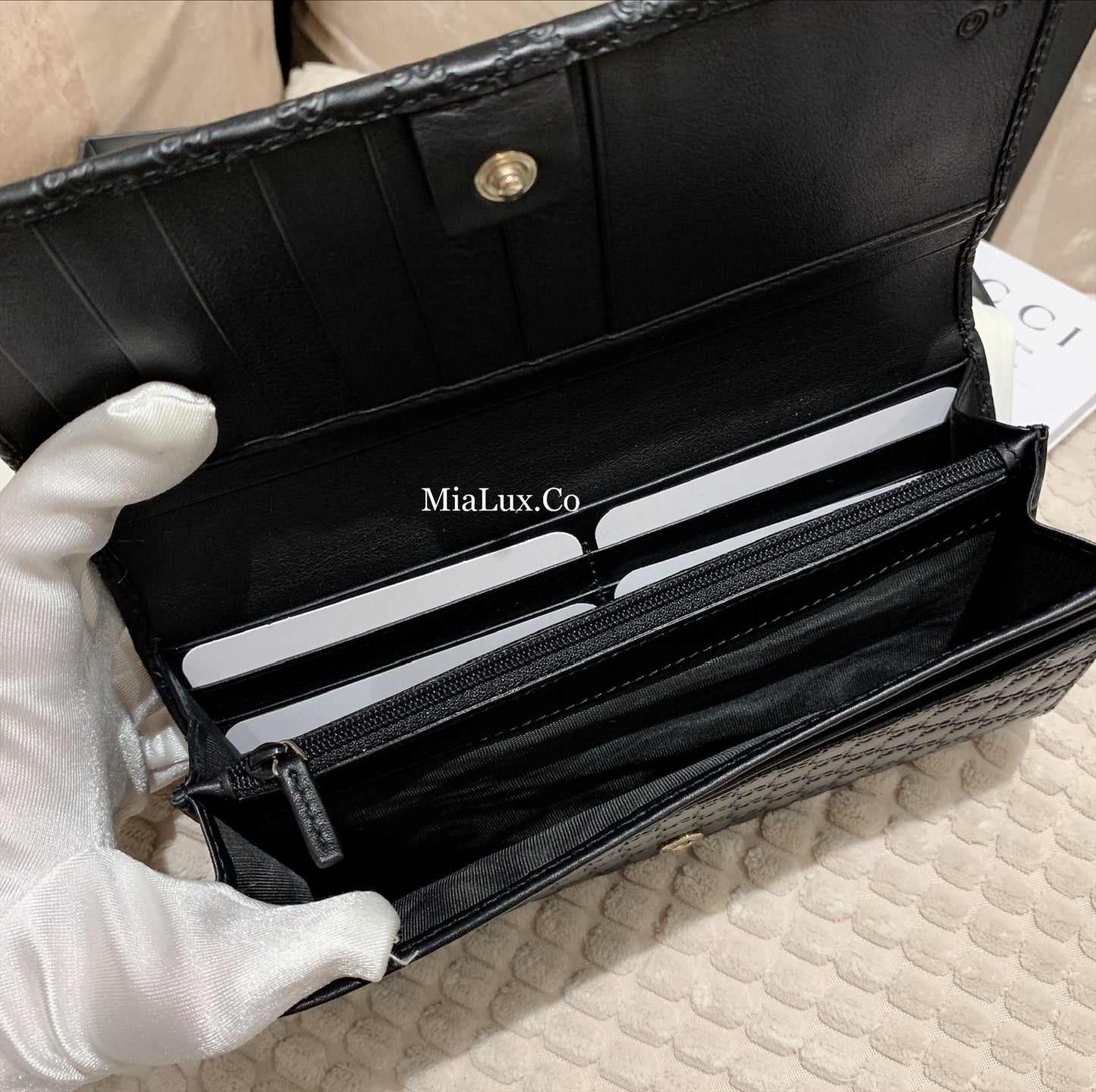 @Gucci▪️Embossed 壓紋翻蓋長夾/540P245 🔔限時折🉐11830