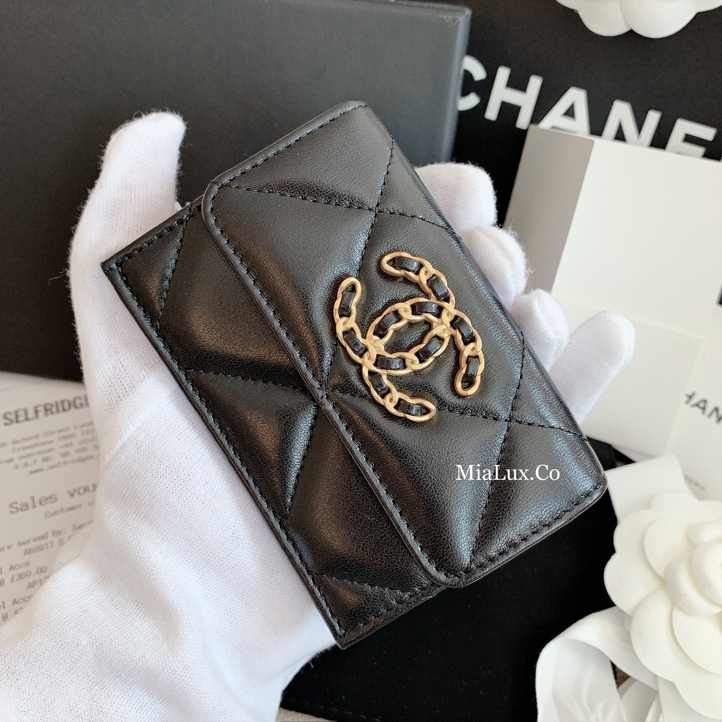 CHANEL▪️19 翻蓋雙層短夾 -