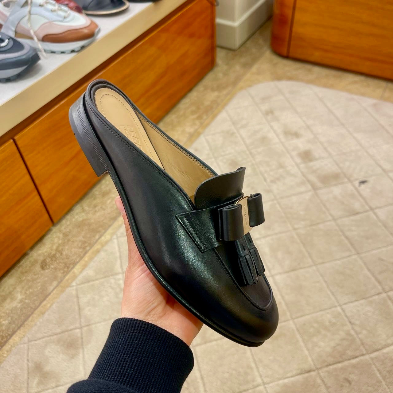 @Ferragamo Mules 穆勒女鞋 /635P381 🔥折上七折🉐13000