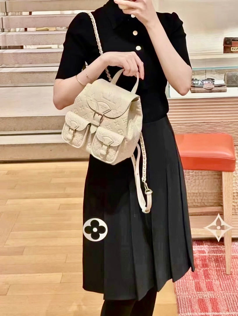 LV Backup 後背包 ✨🉐108000 🏷️