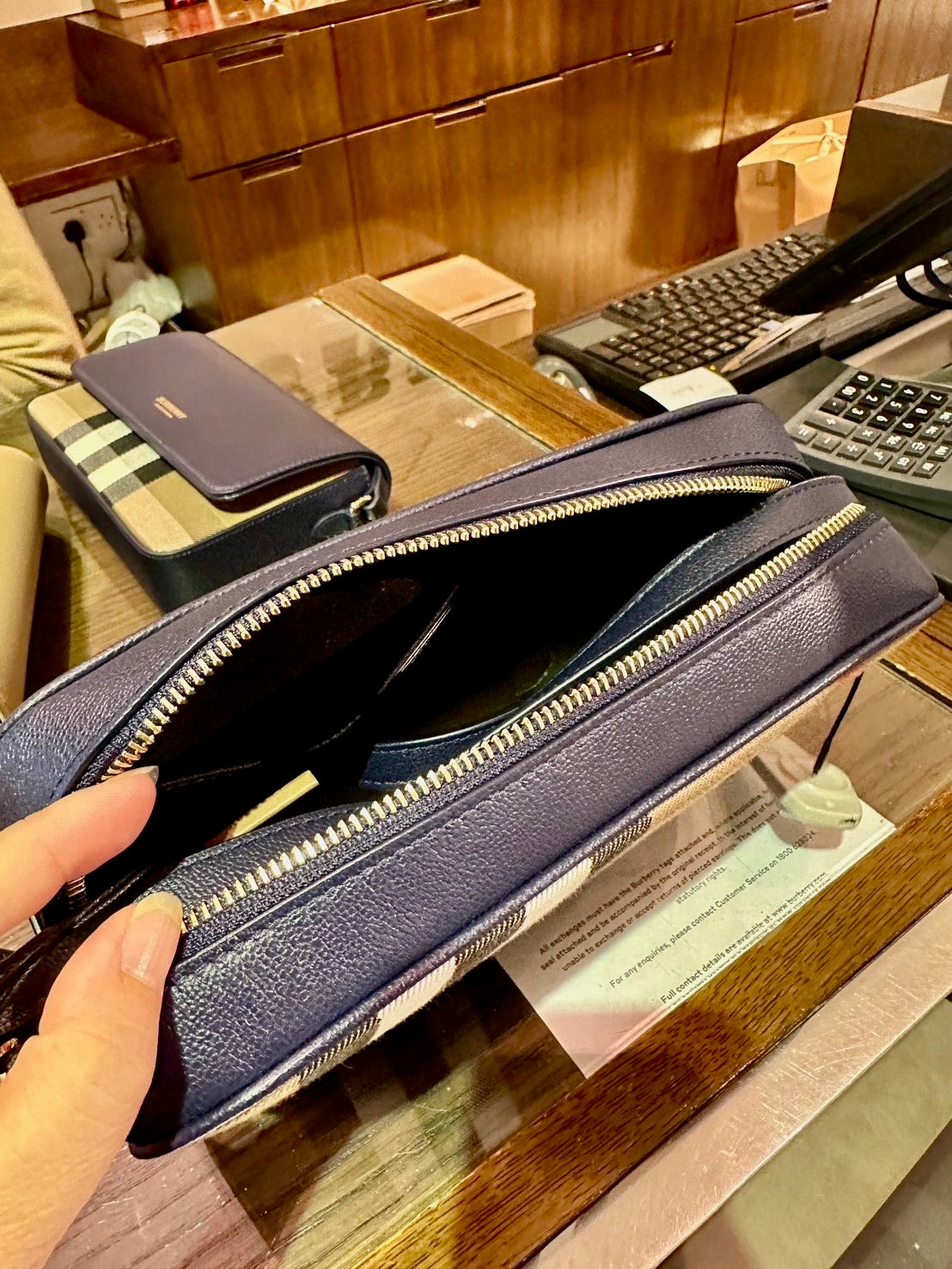 @Burberry Camera Bag 格紋相機包 🔥折上七折