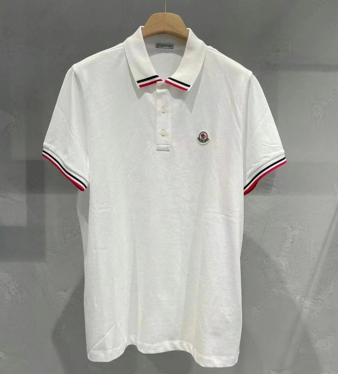 @Moncler 男生款雙領飾邊Polo上衣/177 🔔限時折🉐9470