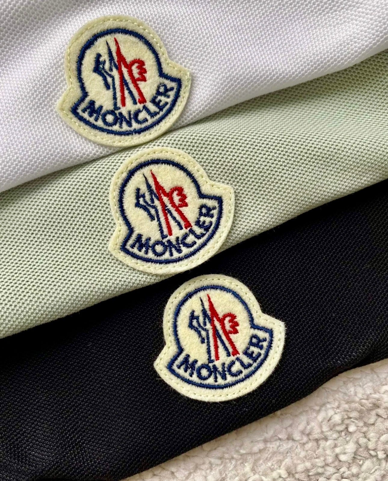 @Moncler Manica 女款Polo上衣/225P150 🔔限時折🉐8250