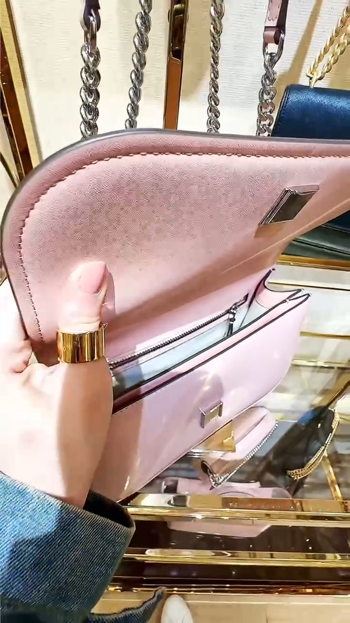 @ToryBurch▪️Emerson E/W Flap 亮皮掀蓋鏈包/P369
