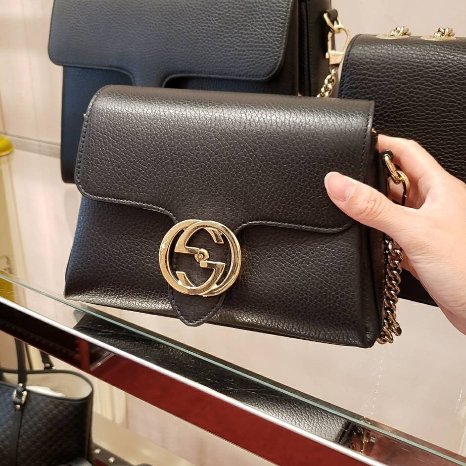 *@Gucci▪️Calfskin Flap Bag 梯形銀扣翻蓋包/P690 🔔限時折🉐32050