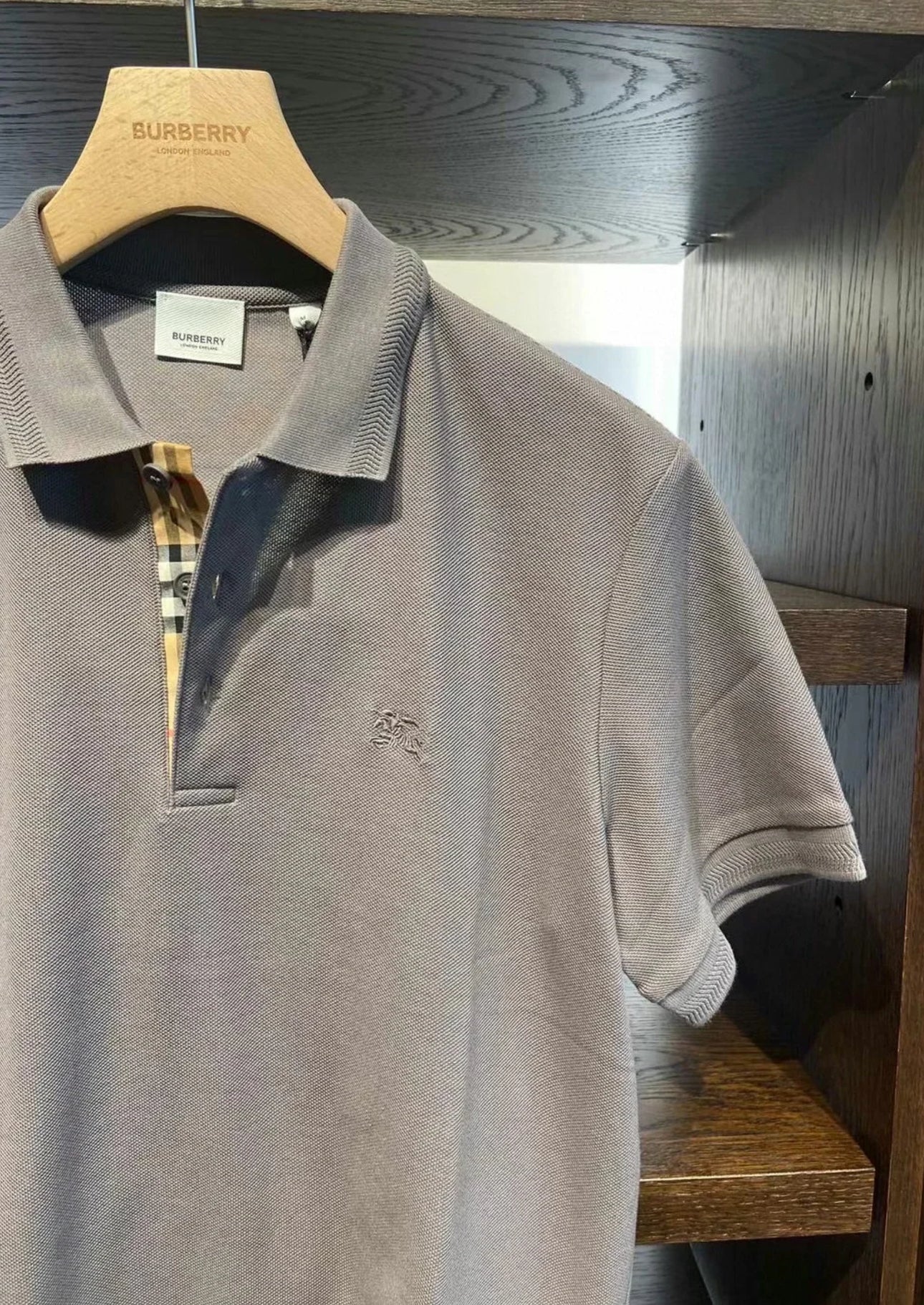 @Burberry Eddie 男生款Polo上衣/350P245 🔥折上六折🉐8120