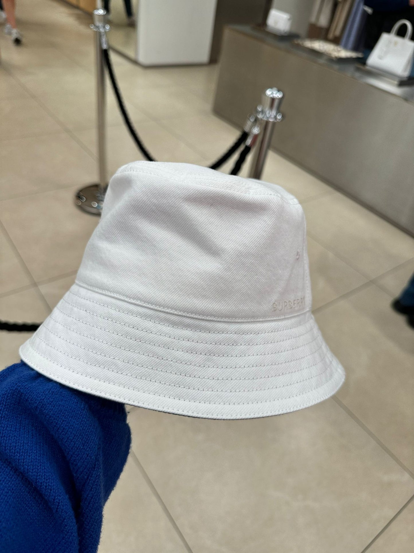 @Burberry Bucket Hat 素面格紋漁夫帽/350P139 🔥下殺🉐7060