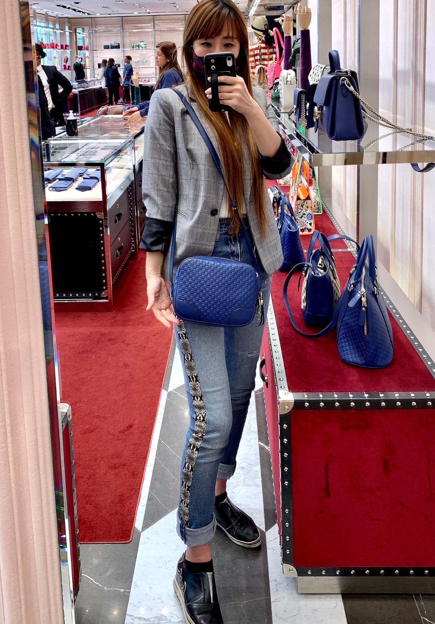 @Gucci▪️Embossed Camera Bag 壓紋牛皮相機包/P560 🔔限時折🉐26200