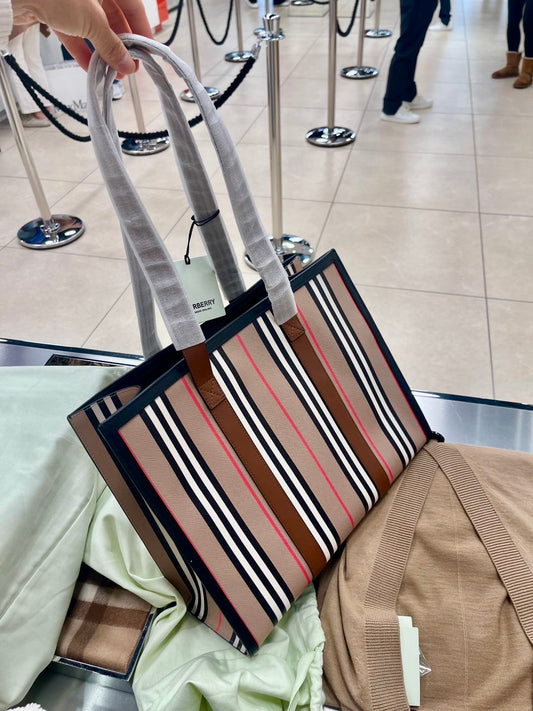 @Burberry 托特包/890P623 🔥折上六折🉐17820