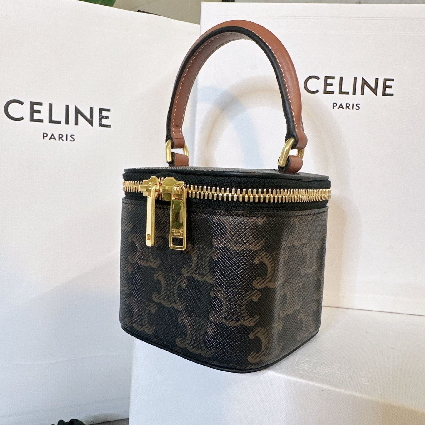 *現貨*Celine▪️Vanity Mini 老花化妝包 P29000 /T41000