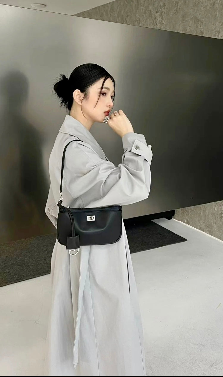 Balenciaga巴黎世家 Rodeo Sling Pochette 腋下包/E1390 🉐49500🇪🇺