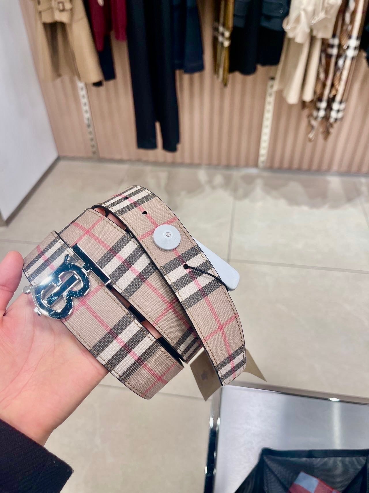 @Burberry Reversible 男女款皮帶/410P129 🔥下殺🉐7310