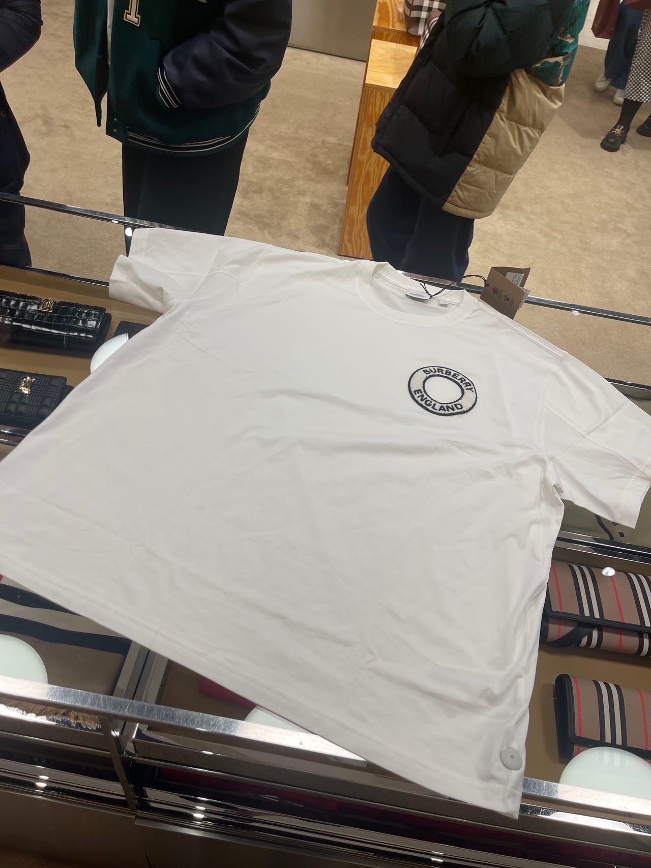 @Burberry 男生款T恤上衣/540P169🔥下殺🉐9110
