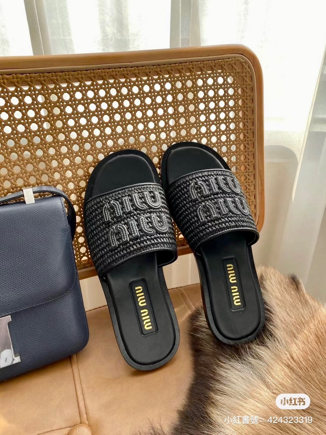 MiuMiu Raffia-effect Slides 草編涼拖鞋/660E720 🉐26200🇪🇺